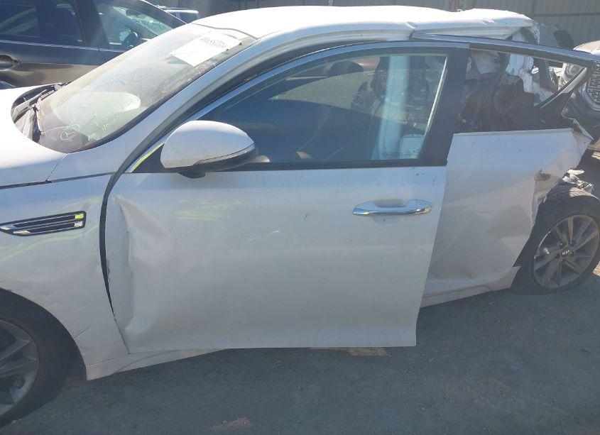 Photo 14 of 2020 Kia Optima LX (VIN 5XXGT4L34LG425307)