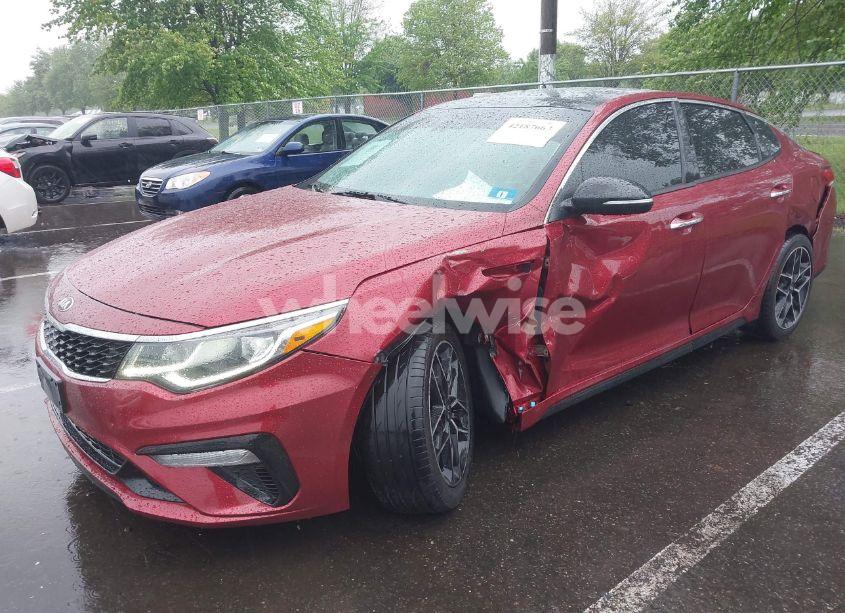 Photo 2 of 2020 Kia Optima SE (VIN 5XXGT4L34LG431267)