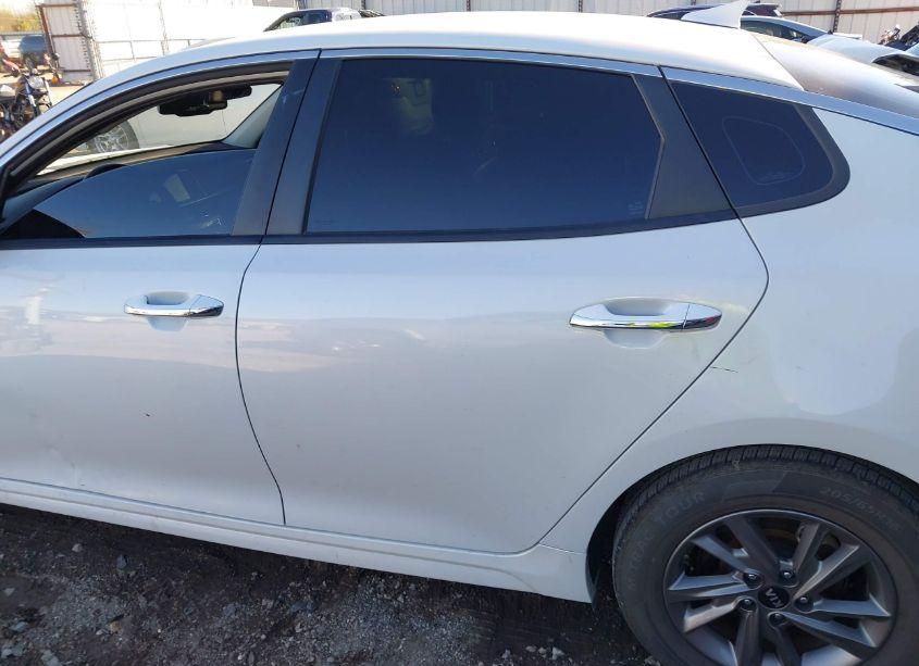Photo 14 of 2020 Kia Optima LX (VIN 5XXGT4L34LG441989)