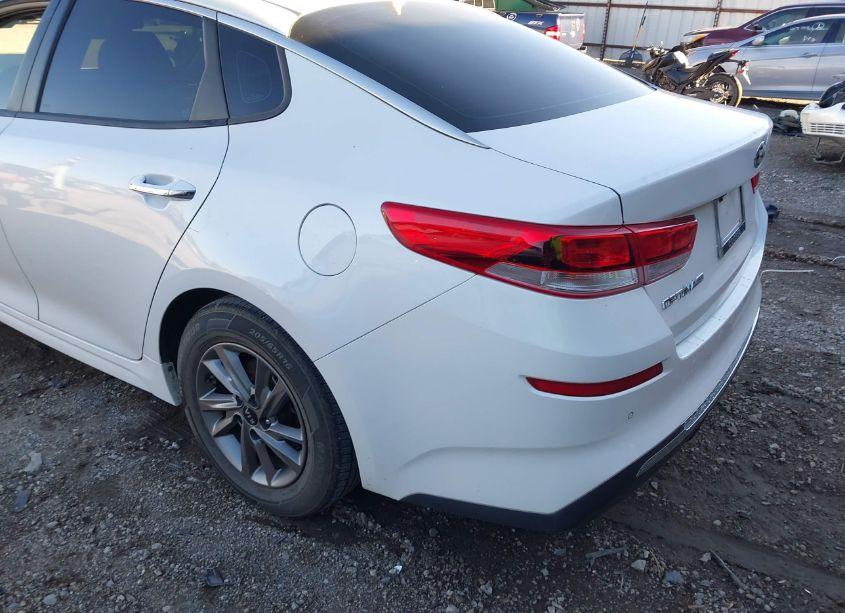 Photo 3 of 2020 Kia Optima LX (VIN 5XXGT4L34LG441989)