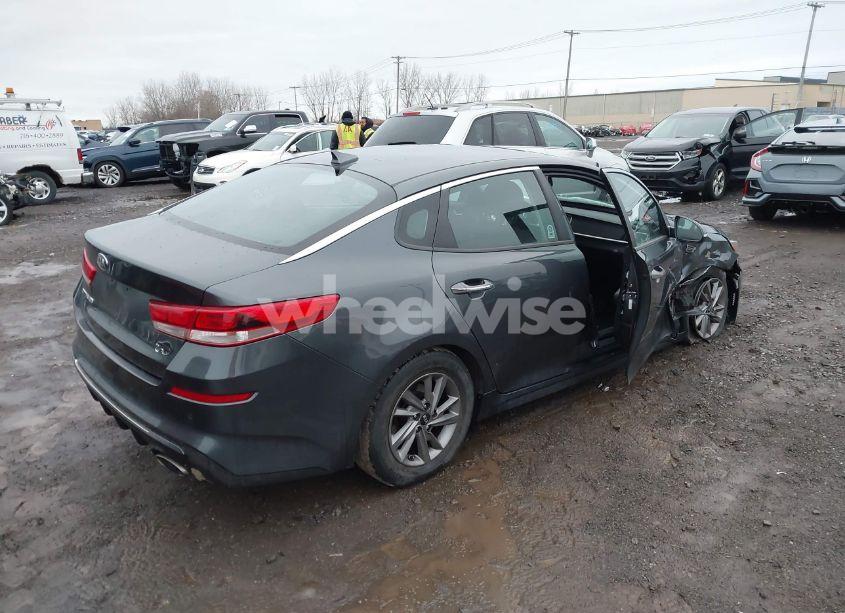 Photo 4 of 2020 Kia Optima LX (VIN 5XXGT4L34LG444911)