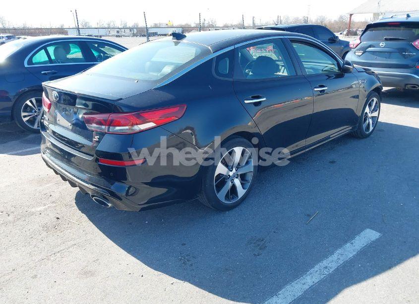 Photo 4 of 2020 Kia Optima S (VIN 5XXGT4L34LG448747)