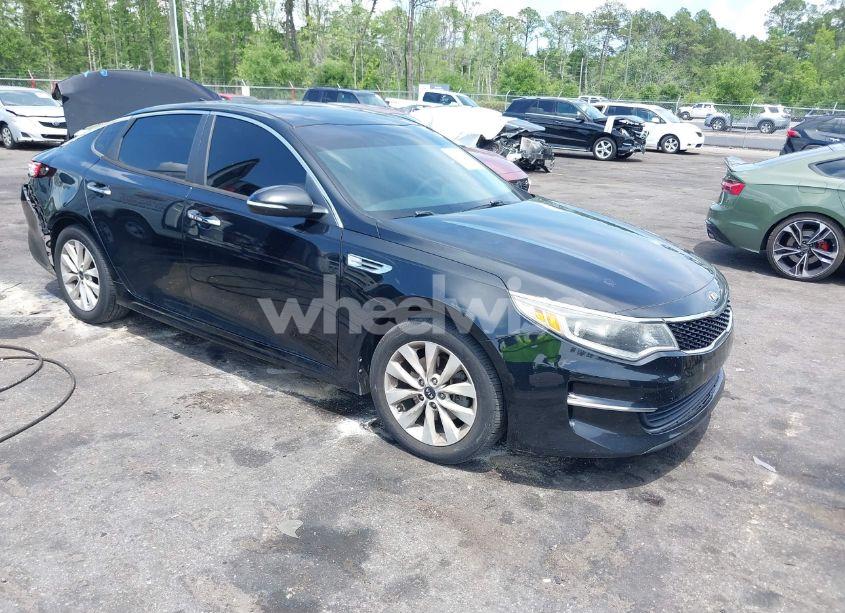 2016 Kia Optima LX (VIN 5XXGT4L35GG006050) main photo