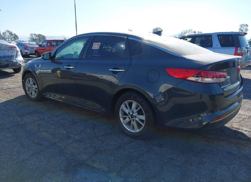 Photo 3 of 2016 Kia Optima LX (VIN 5XXGT4L35GG016755)