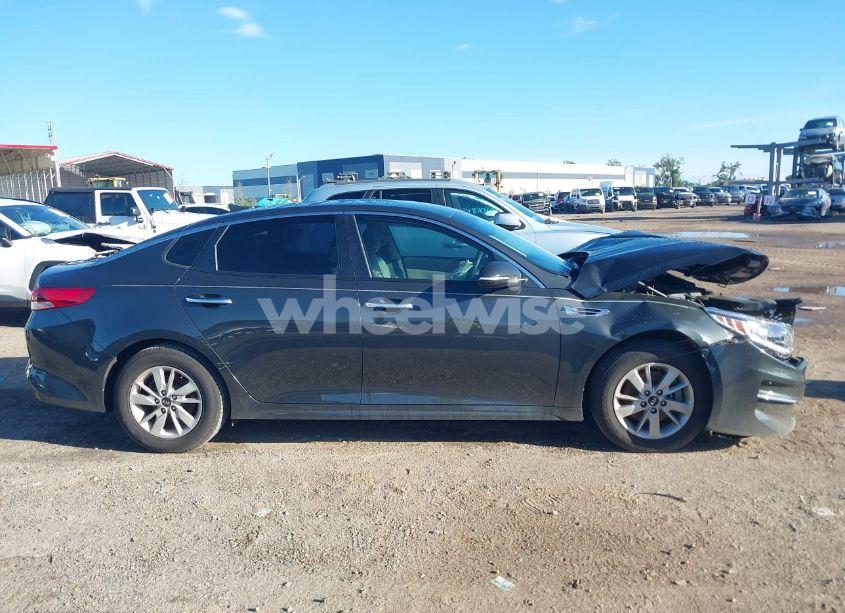 Photo 13 of 2016 Kia Optima LX (VIN 5XXGT4L35GG023771)