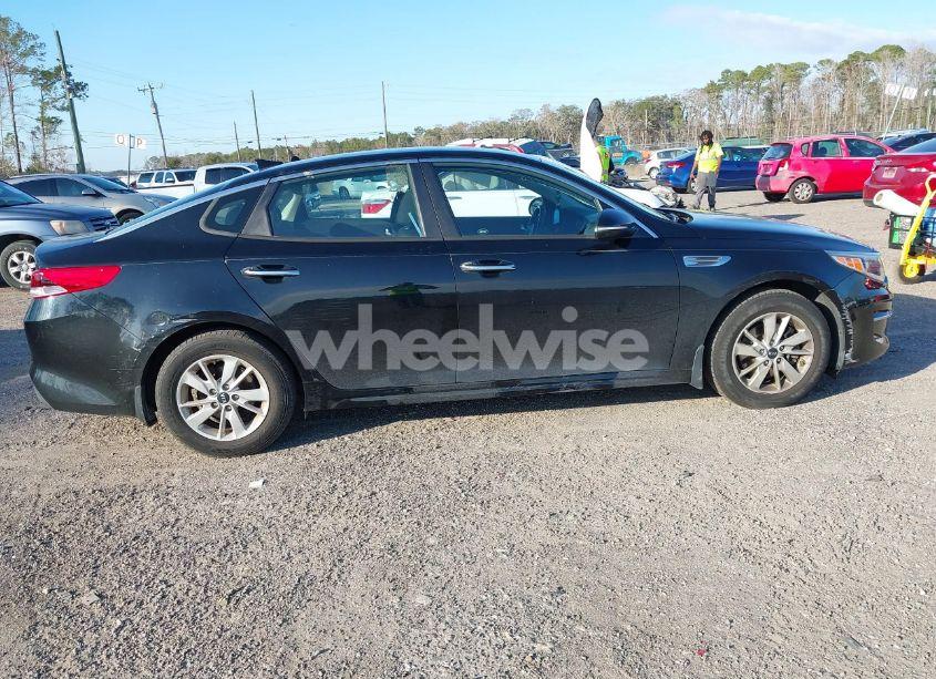 Photo 13 of 2016 Kia Optima LX (VIN 5XXGT4L35GG034723)