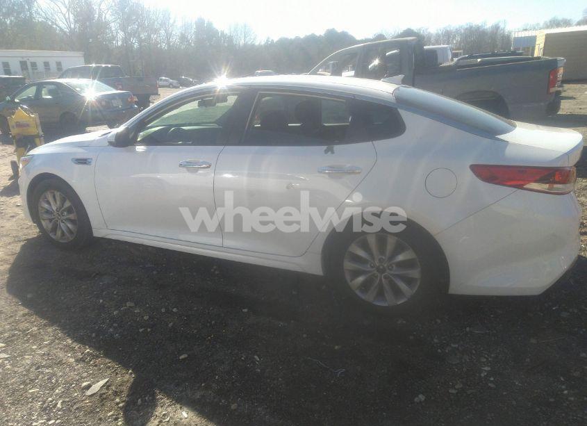 Photo 14 of 2016 Kia Optima LX (VIN 5XXGT4L35GG073604)