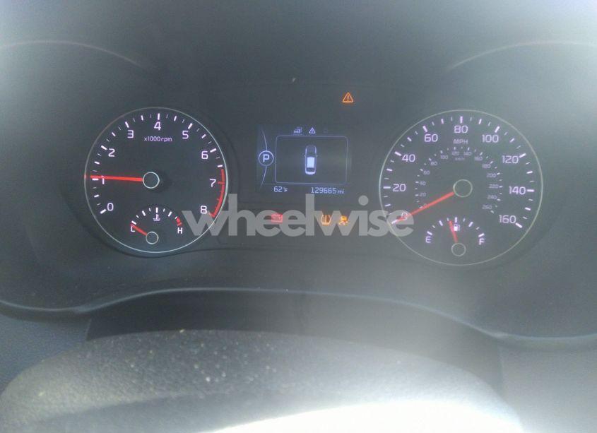 Photo 7 of 2016 Kia Optima LX (VIN 5XXGT4L35GG073604)