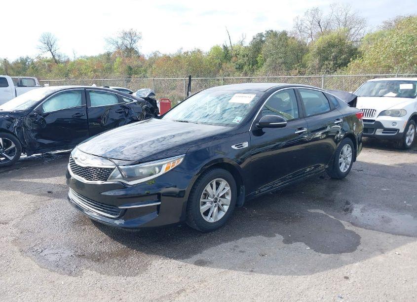 Photo 2 of 2016 Kia Optima LX (VIN 5XXGT4L35GG079774)