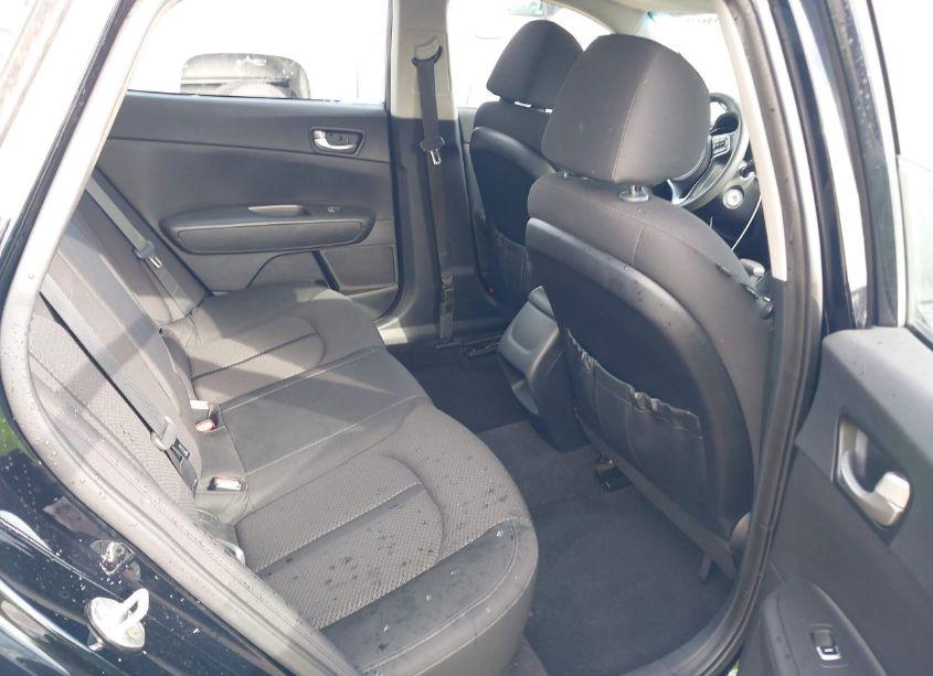 Photo 8 of 2016 Kia Optima LX (VIN 5XXGT4L35GG079774)