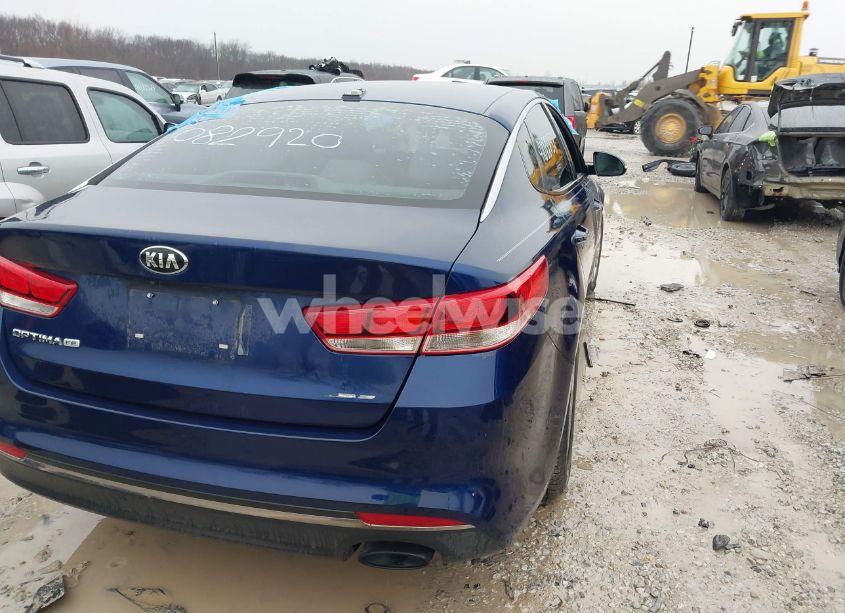 Photo 4 of 2016 Kia Optima LX (VIN 5XXGT4L35GG082920)