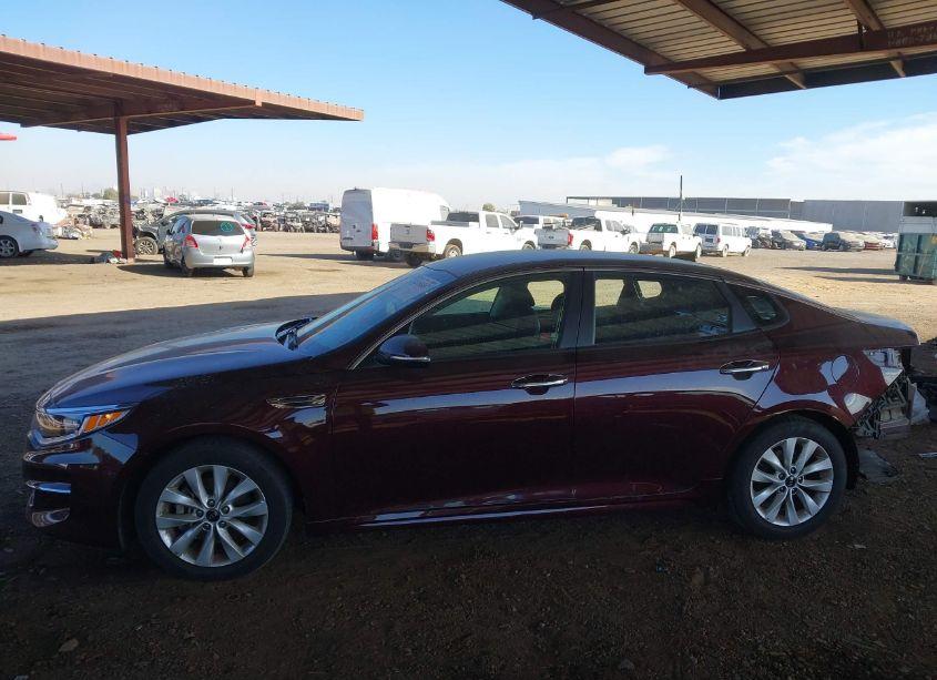 Photo 15 of 2016 Kia Optima LX (VIN 5XXGT4L35GG083386)