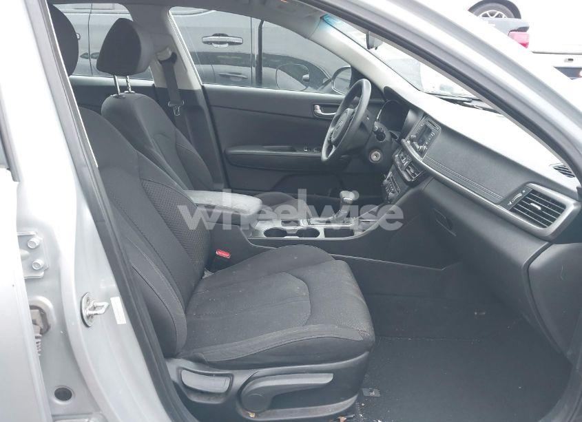 Photo 5 of 2016 Kia Optima LX (VIN 5XXGT4L35GG093481)