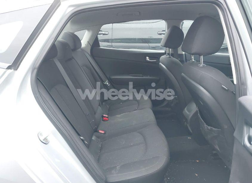 Photo 8 of 2016 Kia Optima LX (VIN 5XXGT4L35GG093481)