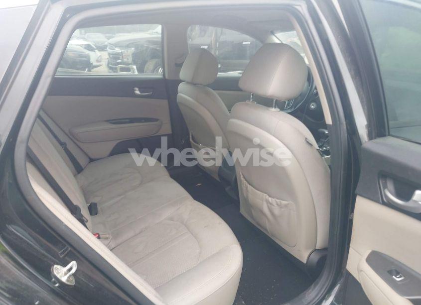 Photo 8 of 2016 Kia Optima LX (VIN 5XXGT4L35GG107198)