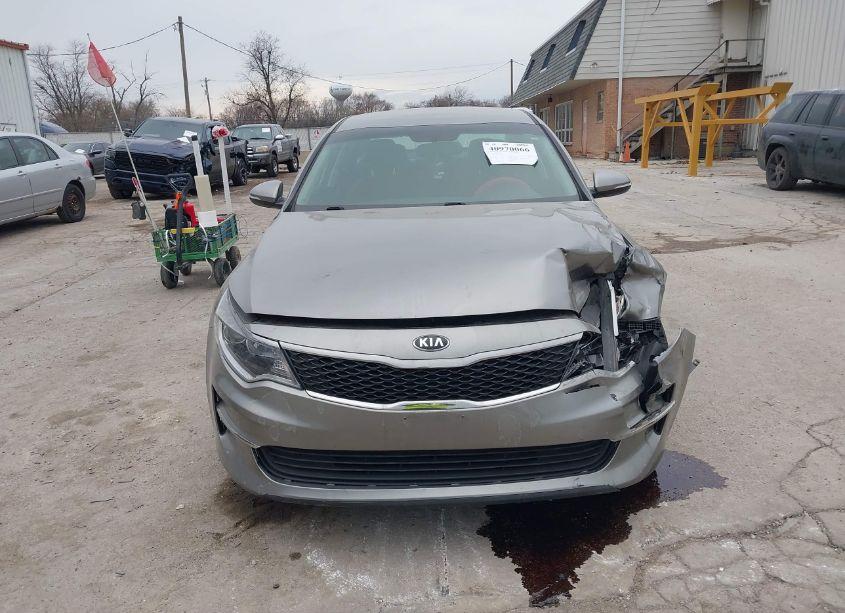 Photo 12 of 2016 Kia Optima LX (VIN 5XXGT4L35GG115155)