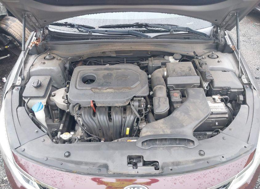 Photo 10 of 2017 Kia Optima LX (VIN 5XXGT4L35HG123113)