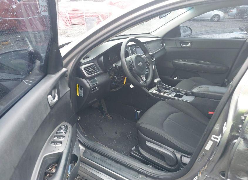 Photo 5 of 2017 Kia Optima LX (VIN 5XXGT4L35HG123113)