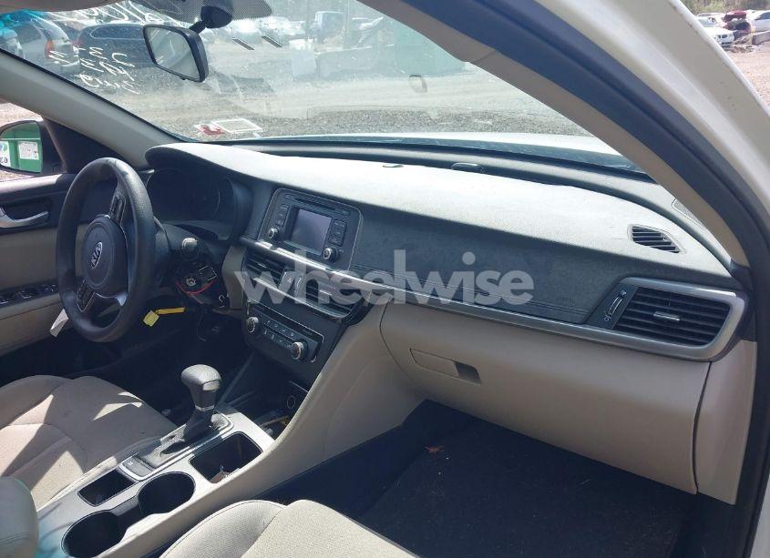 Photo 5 of 2017 Kia Optima LX (VIN 5XXGT4L35HG123998)