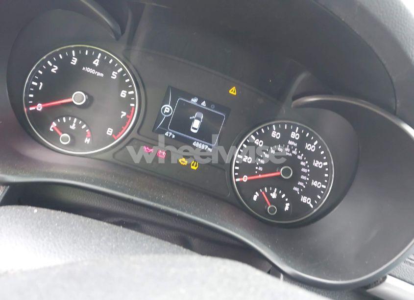 Photo 7 of 2017 Kia Optima LX (VIN 5XXGT4L35HG124780)