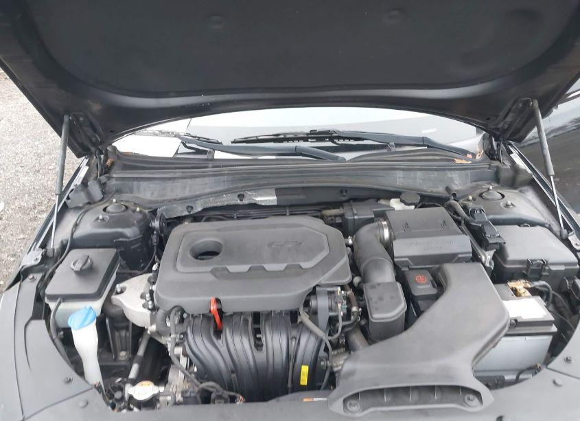 Photo 10 of 2017 Kia Optima LX (VIN 5XXGT4L35HG139912)