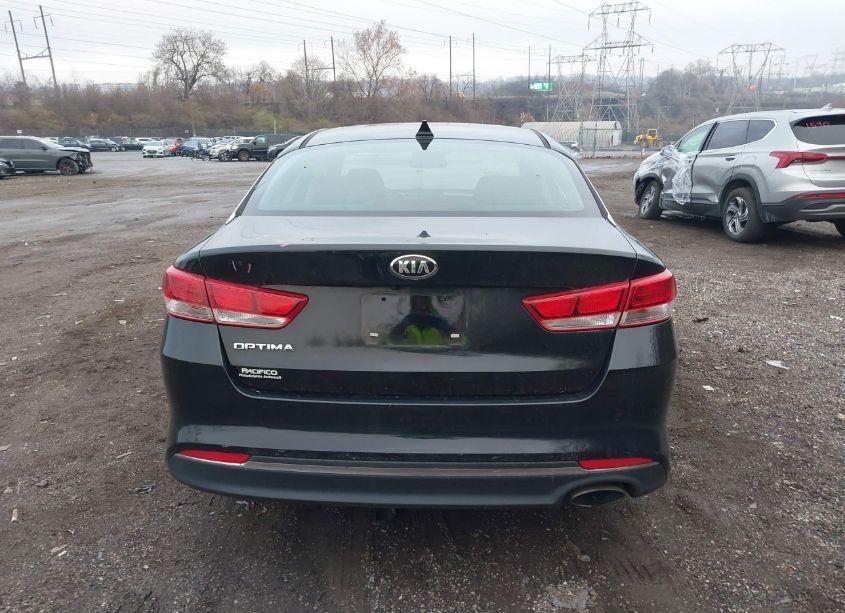 Photo 16 of 2017 Kia Optima LX (VIN 5XXGT4L35HG139912)