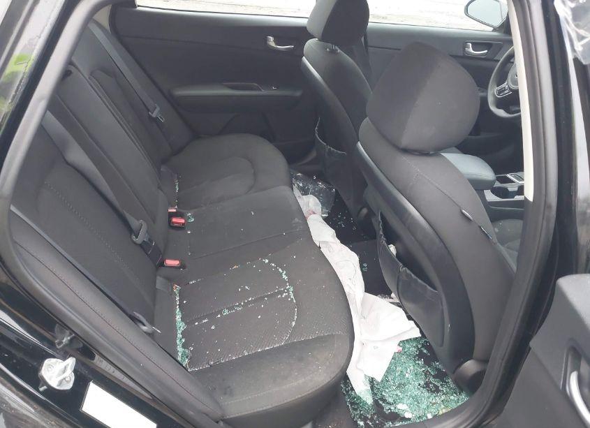 Photo 8 of 2017 Kia Optima LX (VIN 5XXGT4L35HG139912)