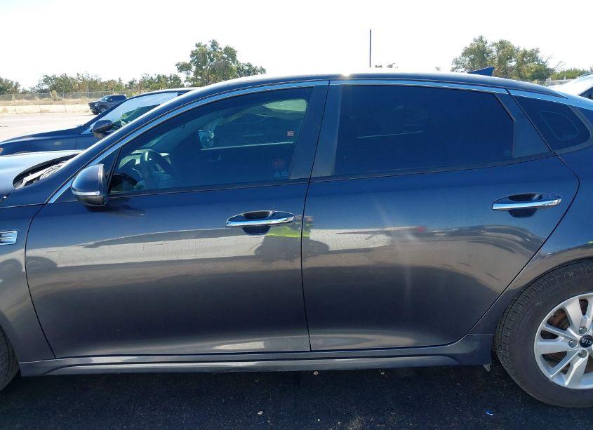 Photo 14 of 2017 Kia Optima LX (VIN 5XXGT4L35HG144981)