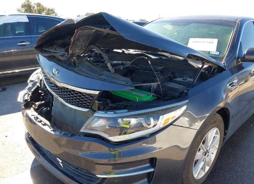 Photo 18 of 2017 Kia Optima LX (VIN 5XXGT4L35HG144981)