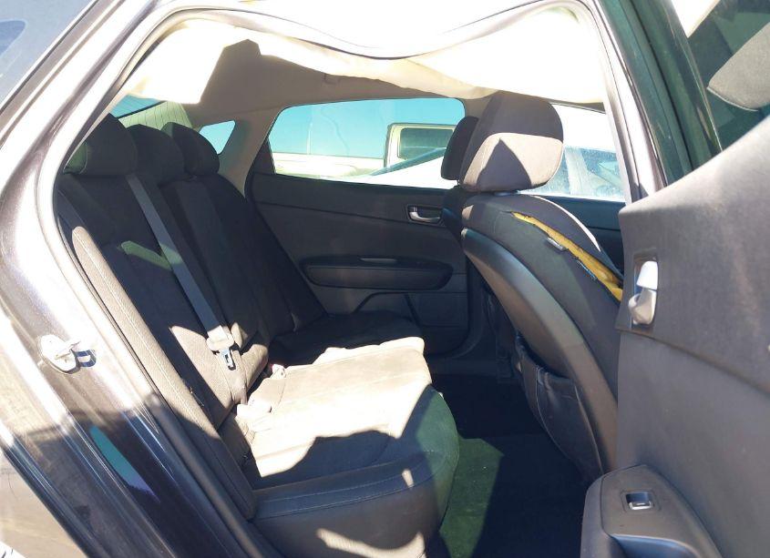 Photo 8 of 2017 Kia Optima LX (VIN 5XXGT4L35HG144981)