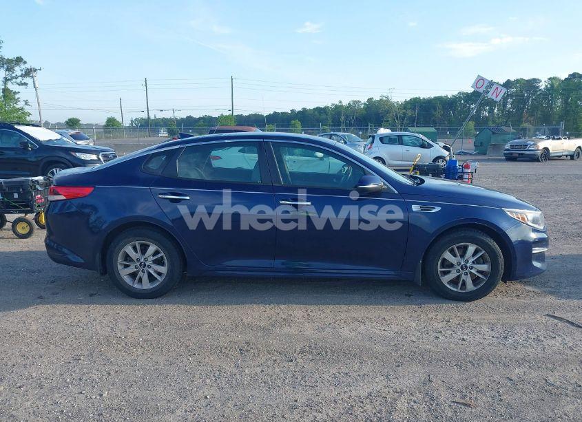 Photo 13 of 2017 Kia Optima LX (VIN 5XXGT4L35HG174613)