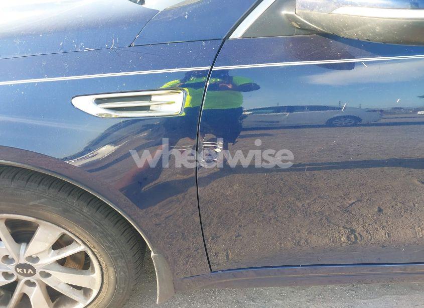 Photo 6 of 2017 Kia Optima LX (VIN 5XXGT4L35HG174613)