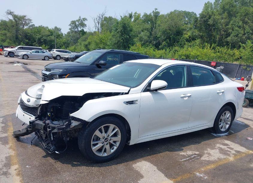 Photo 15 of 2018 Kia Optima LX (VIN 5XXGT4L35JG189649)