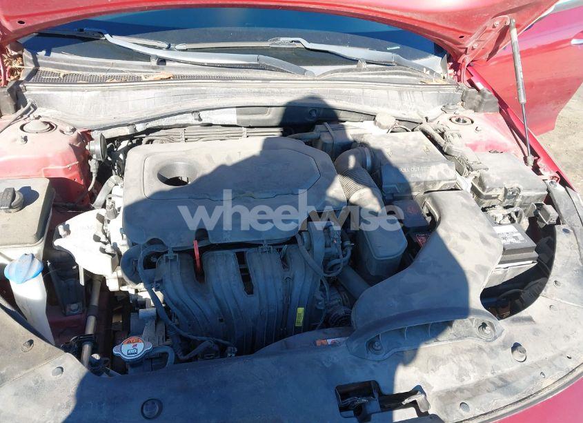 Photo 10 of 2018 Kia Optima S (VIN 5XXGT4L35JG189926)