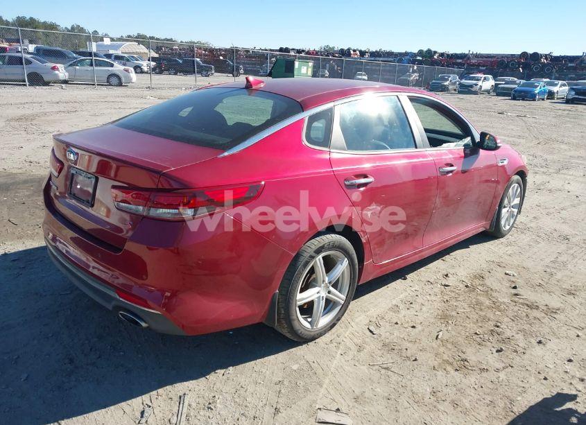 Photo 4 of 2018 Kia Optima S (VIN 5XXGT4L35JG189926)