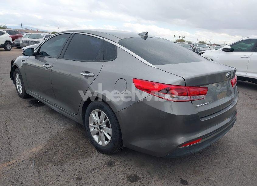 Photo 3 of 2018 Kia Optima LX (VIN 5XXGT4L35JG192955)