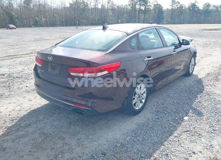 Photo 4 of 2018 Kia Optima LX (VIN 5XXGT4L35JG193944)