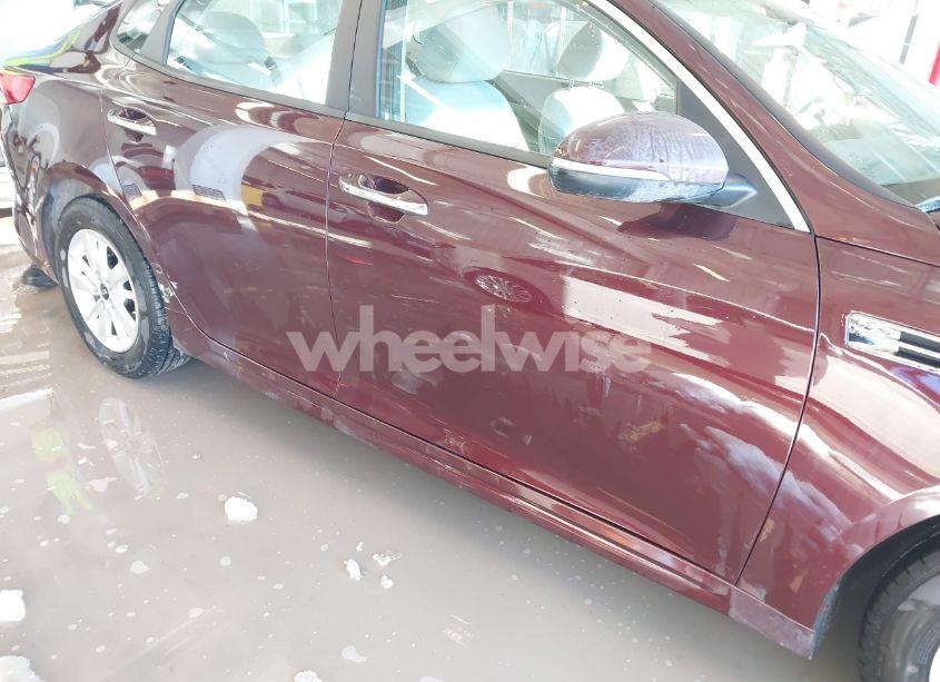 Photo 17 of 2018 Kia Optima LX (VIN 5XXGT4L35JG197623)