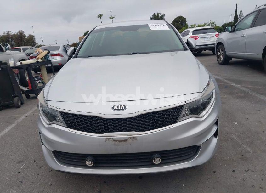 Photo 12 of 2018 Kia Optima LX (VIN 5XXGT4L35JG216039)