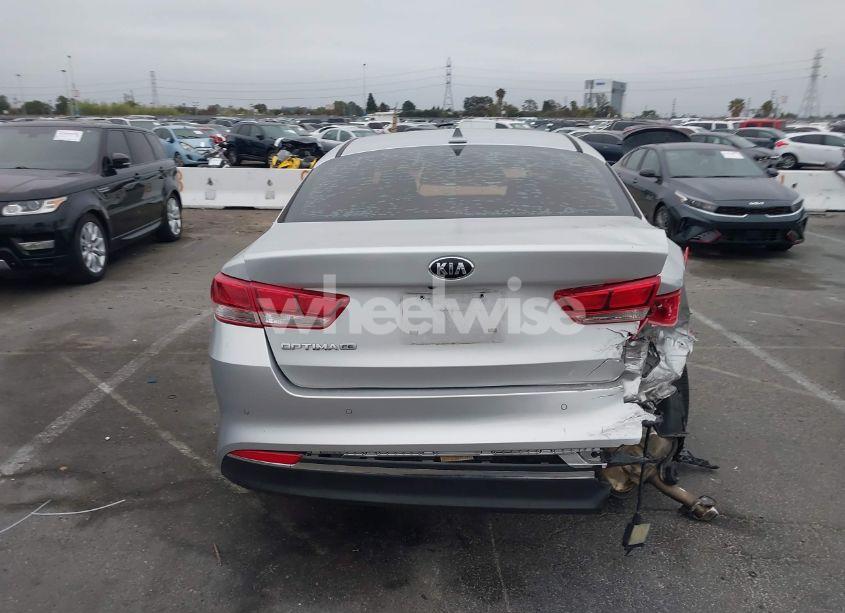 Photo 16 of 2018 Kia Optima LX (VIN 5XXGT4L35JG216039)