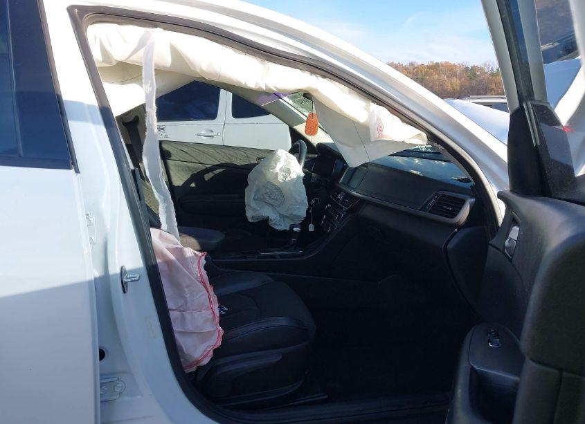 Photo 5 of 2018 Kia Optima S (VIN 5XXGT4L35JG221046)