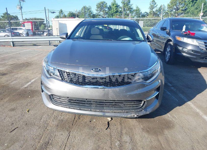 Photo 11 of 2018 Kia Optima LX (VIN 5XXGT4L35JG225811)