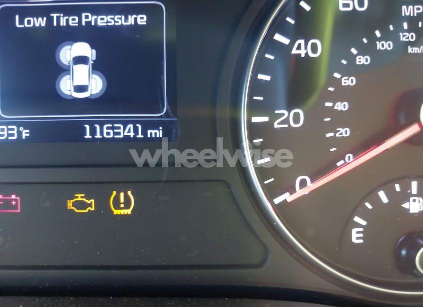 Photo 14 of 2018 Kia Optima LX (VIN 5XXGT4L35JG225811)