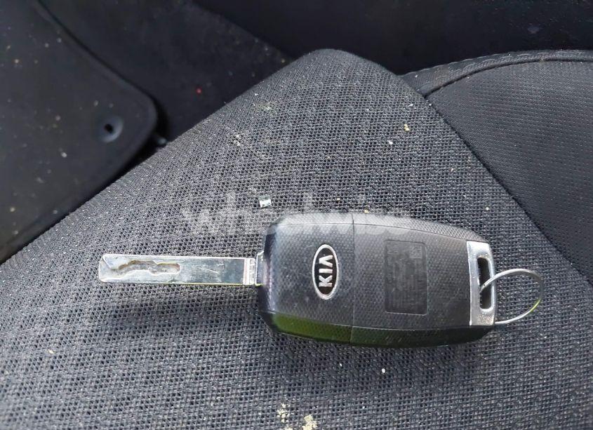 Photo 11 of 2018 Kia Optima LX (VIN 5XXGT4L35JG227803)