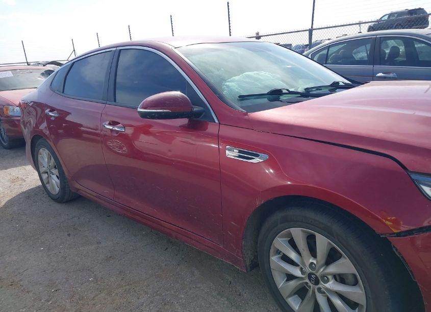 Photo 14 of 2018 Kia Optima S (VIN 5XXGT4L35JG231009)