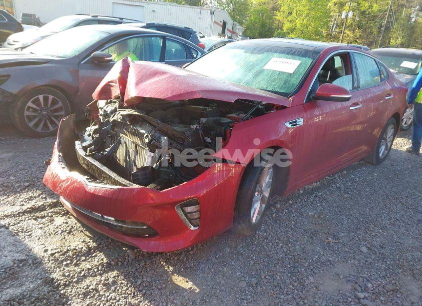 Photo 2 of 2018 Kia Optima S (VIN 5XXGT4L35JG236890)