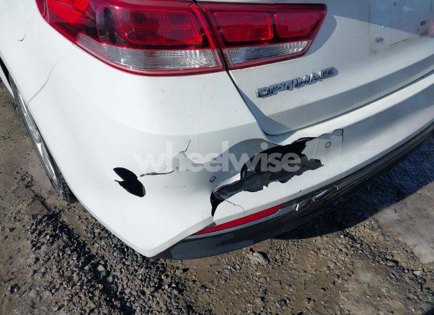 Photo 18 of 2018 Kia Optima LX (VIN 5XXGT4L35JG238414)