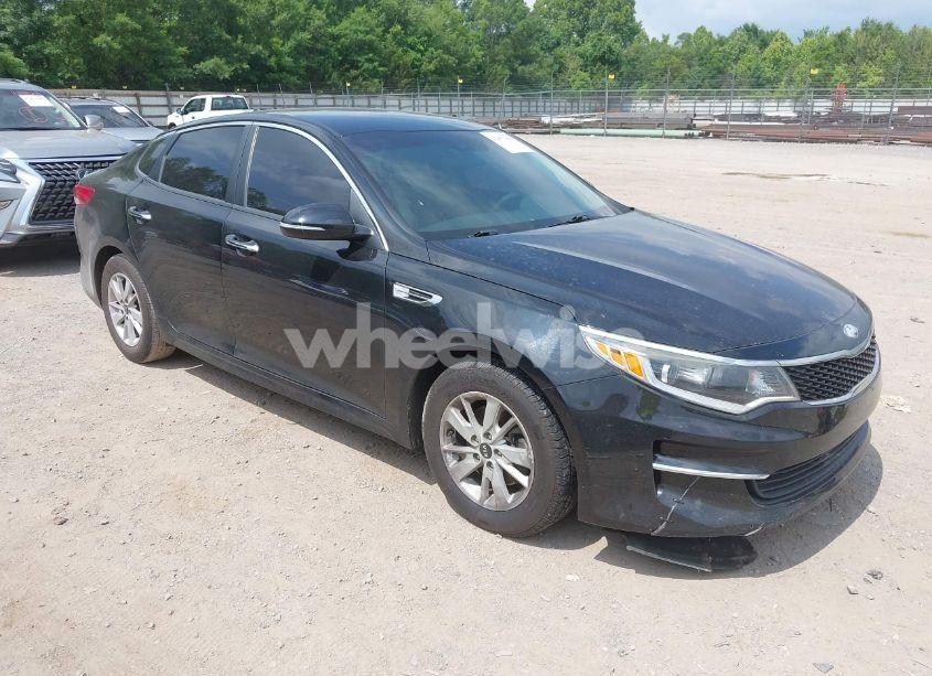 2018 Kia Optima LX (VIN 5XXGT4L35JG239062) main photo
