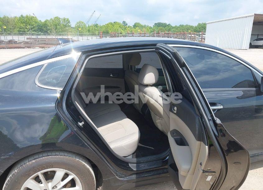 Photo 8 of 2018 Kia Optima LX (VIN 5XXGT4L35JG239062)