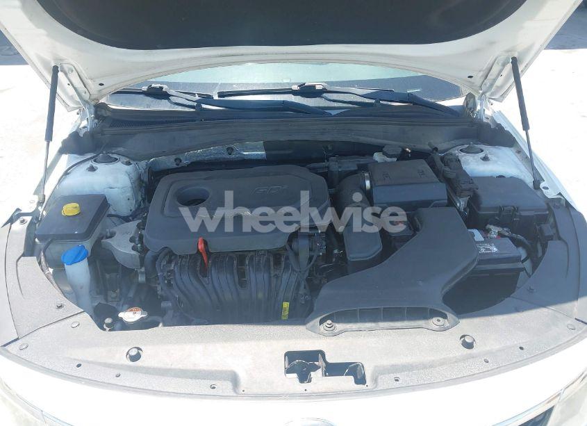 Photo 10 of 2018 Kia Optima LX (VIN 5XXGT4L35JG251681)